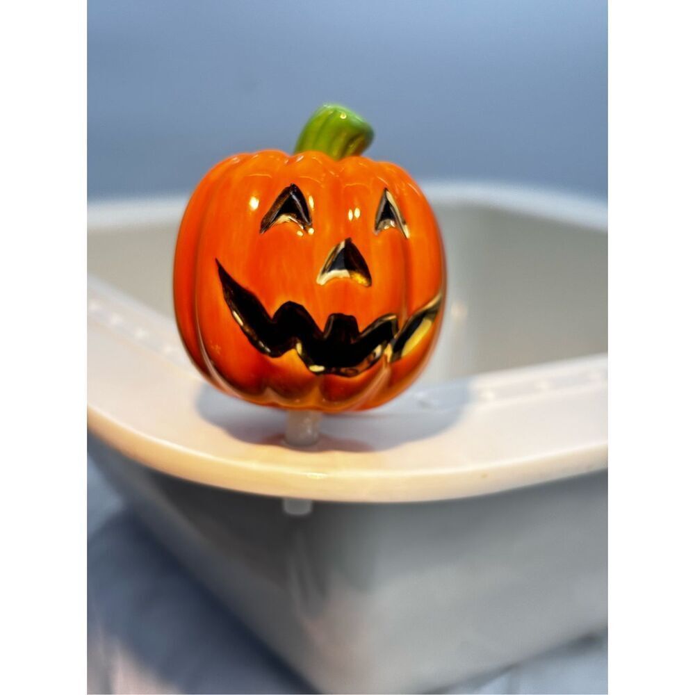 Nora Fleming Mini   jack-o’-lantern